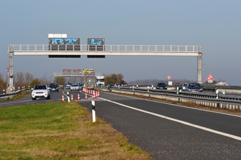 A4 A44 A544 fünfarmig Autobahnkreuz Aachen Banddurchschnitt Verkehrsfreigabe Transitverkehr 81