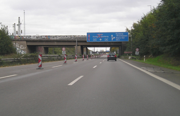 Autobahn Rheinbrücke Duisburg Neuenkamp A40 Vollsperrung Verkehrsfreigabe 49