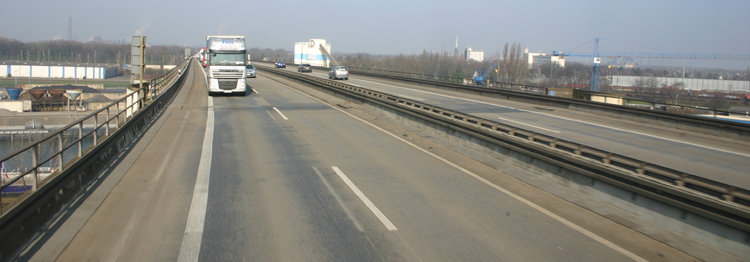 Bundesautobahn A 59 Duisburg Berliner Brücke 15