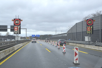 A42 Emscherschnellweg Bundesautobahn Schrankenanlage Gewichtskontrolle Durchfahrtsperre Rhein-Herne-Kanal Brücke 87