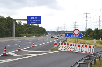 Tour de France Radrennen Deutschland Autobahnsperrung A 57 Anschlustelle Kaarst Bttgen Neuss 45